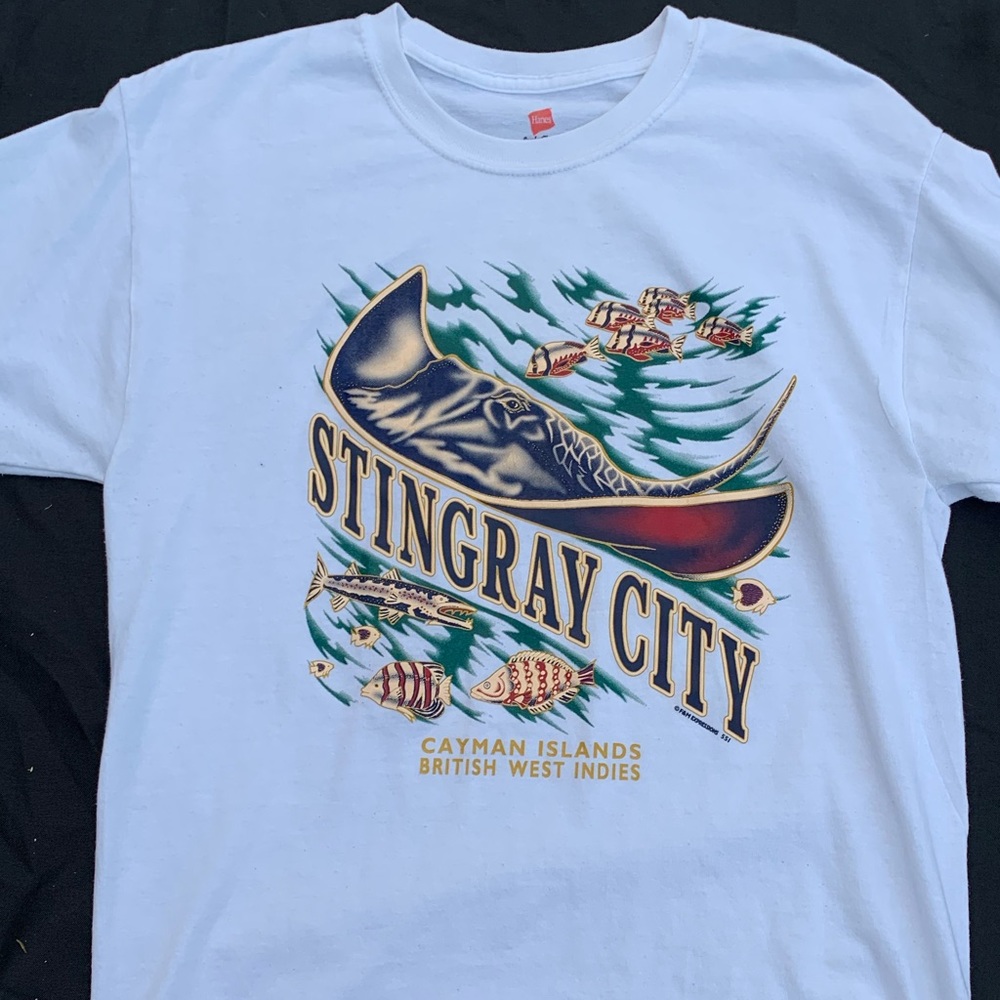 Vintage stingray city tee
